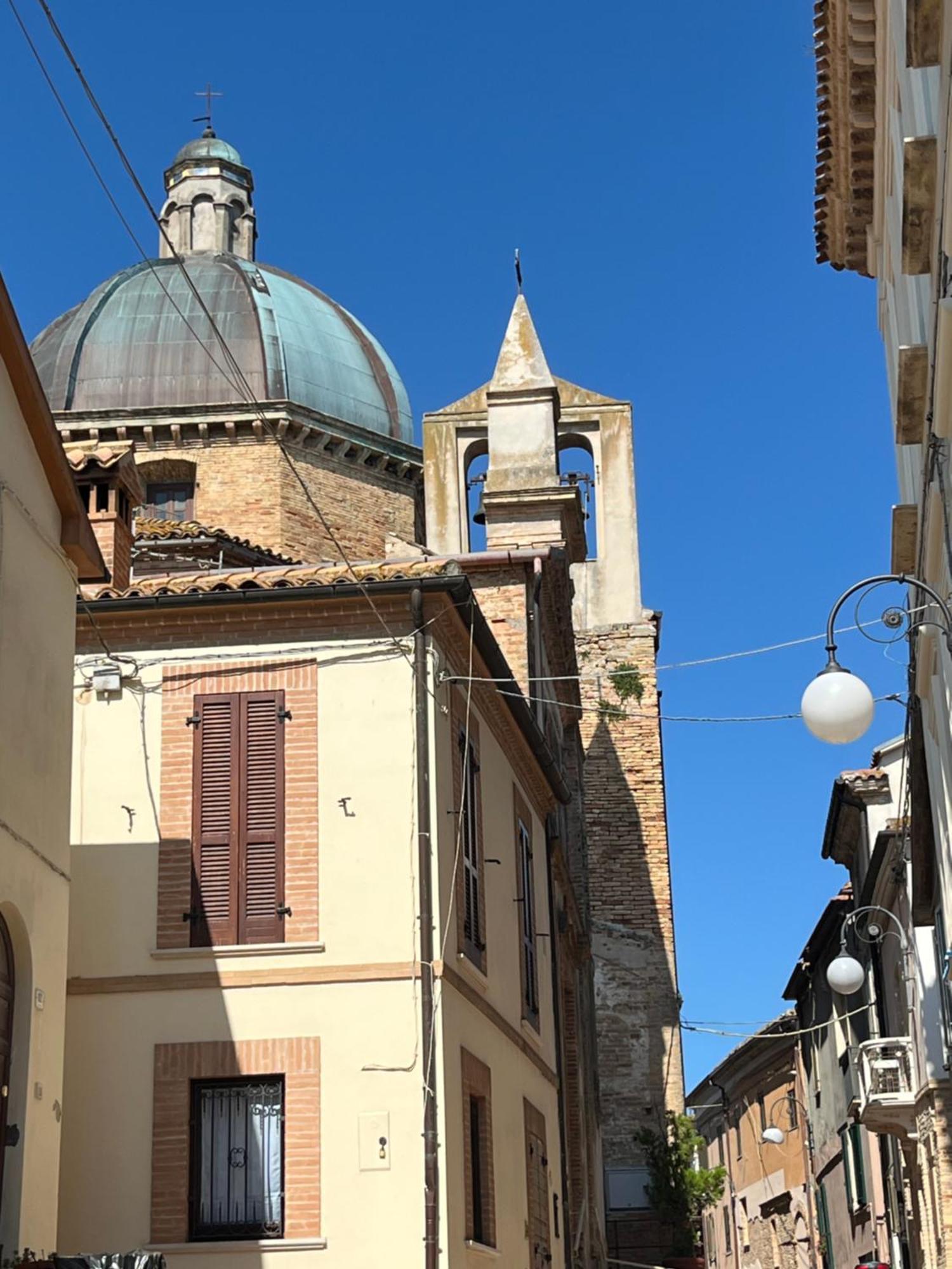 Seta Luxury Lejlighed Roseto Degli Abruzzi Eksteriør billede